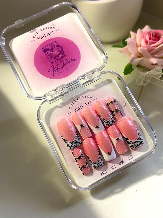 Zebra Spark ‘Twinkle Stripes’ / Press On Nails