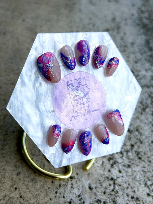Cosmic Candy Swirl / Press On Nails